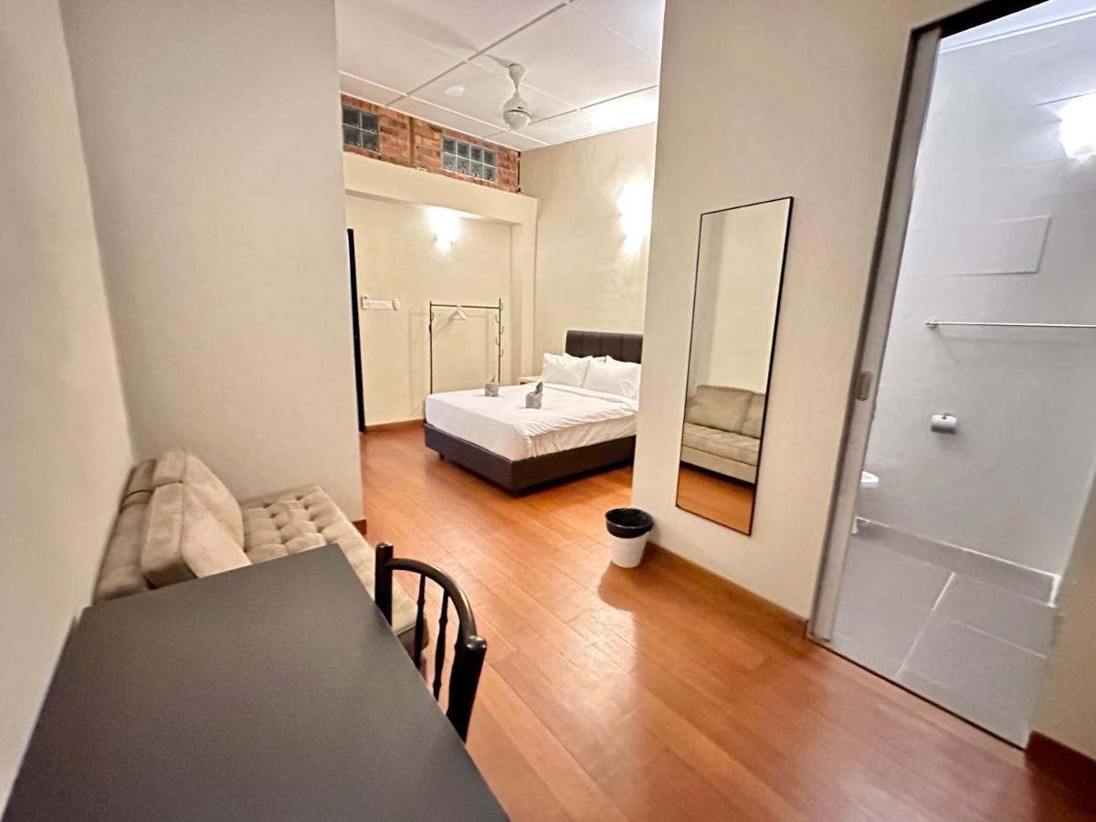 Madras Inn 58-1 Private Bathroom جورج تاون المظهر الخارجي الصورة