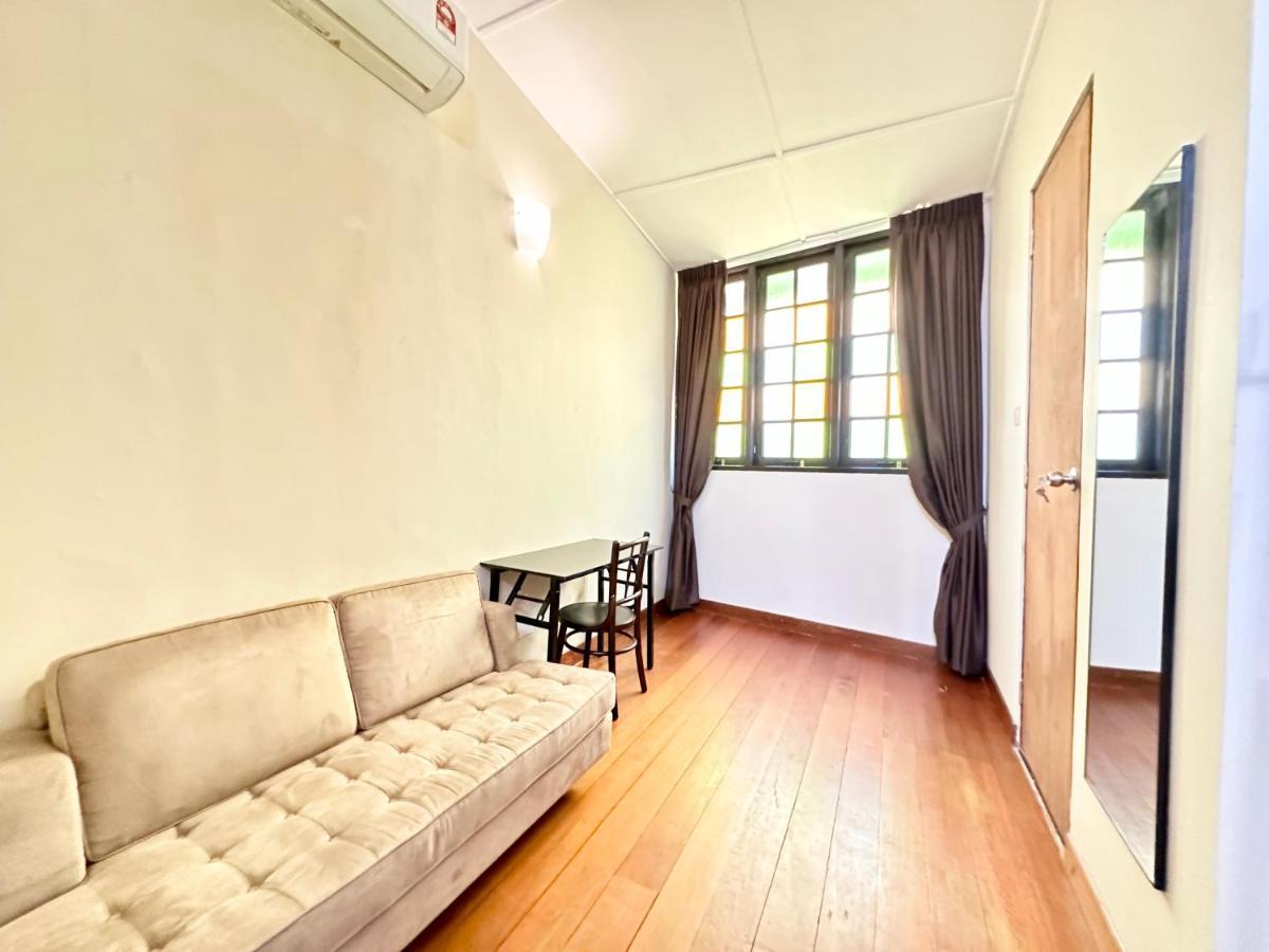 Madras Inn 58-1 Private Bathroom جورج تاون المظهر الخارجي الصورة