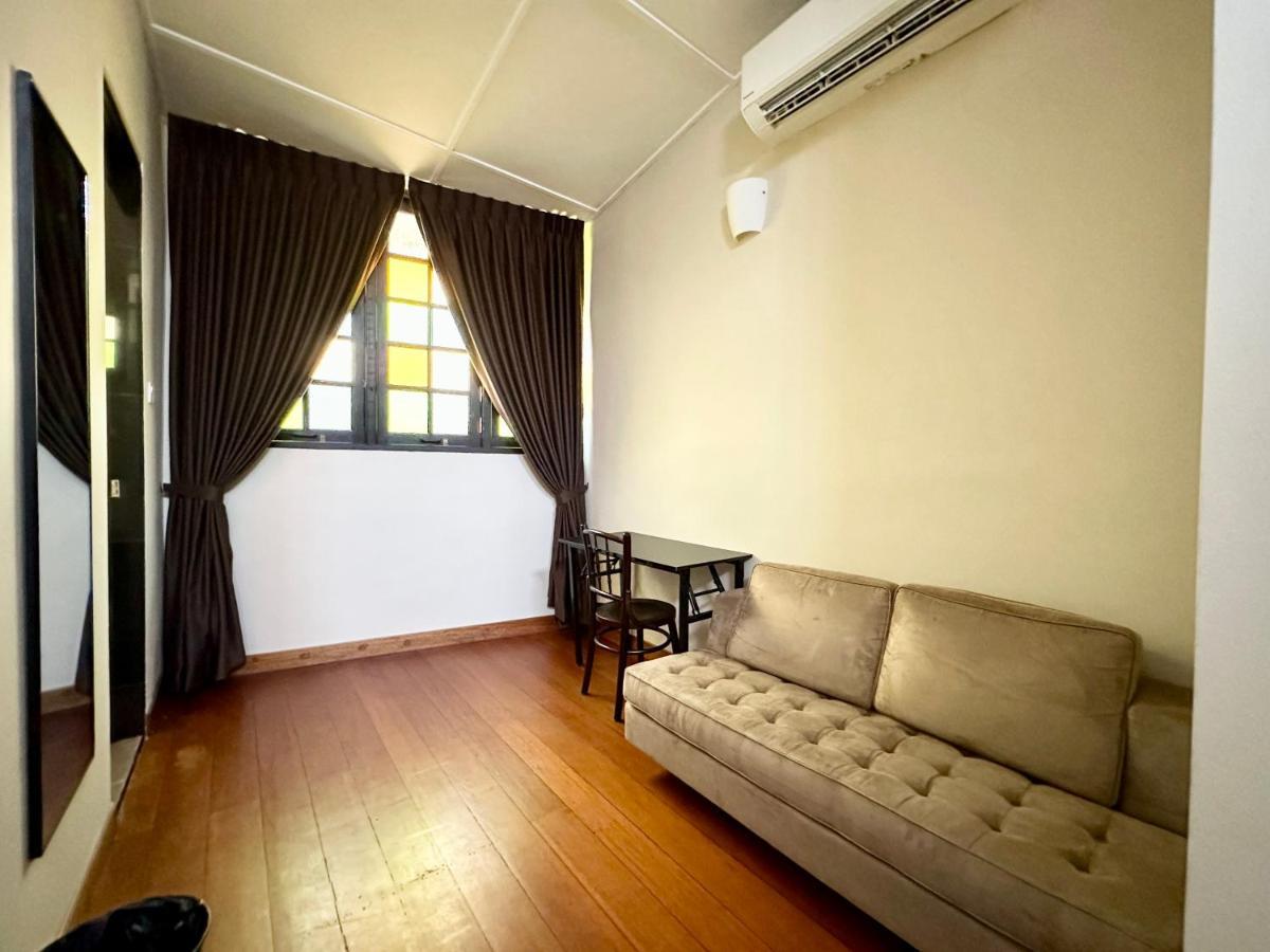 Madras Inn 58-1 Private Bathroom جورج تاون المظهر الخارجي الصورة