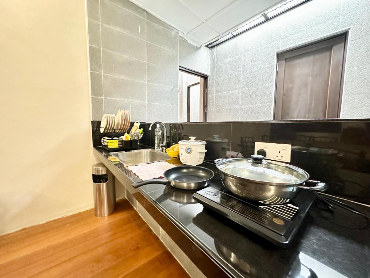 Madras Inn 58-1 Private Bathroom جورج تاون المظهر الخارجي الصورة